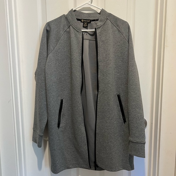 Gaiam Gray Jacket- Size Small - Picture 1 of 2